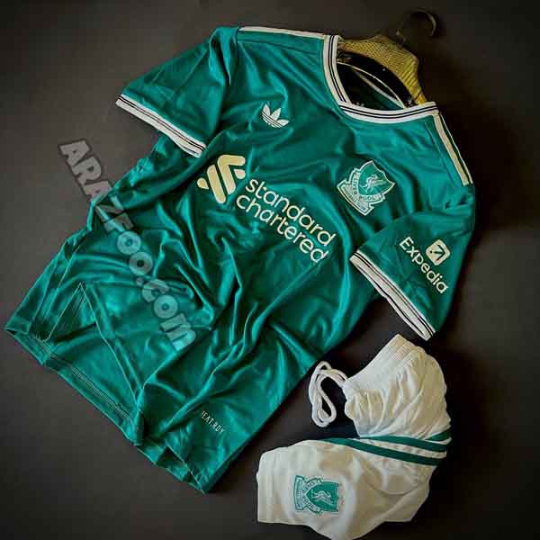 photo 1 2025 12 02 22 07 43